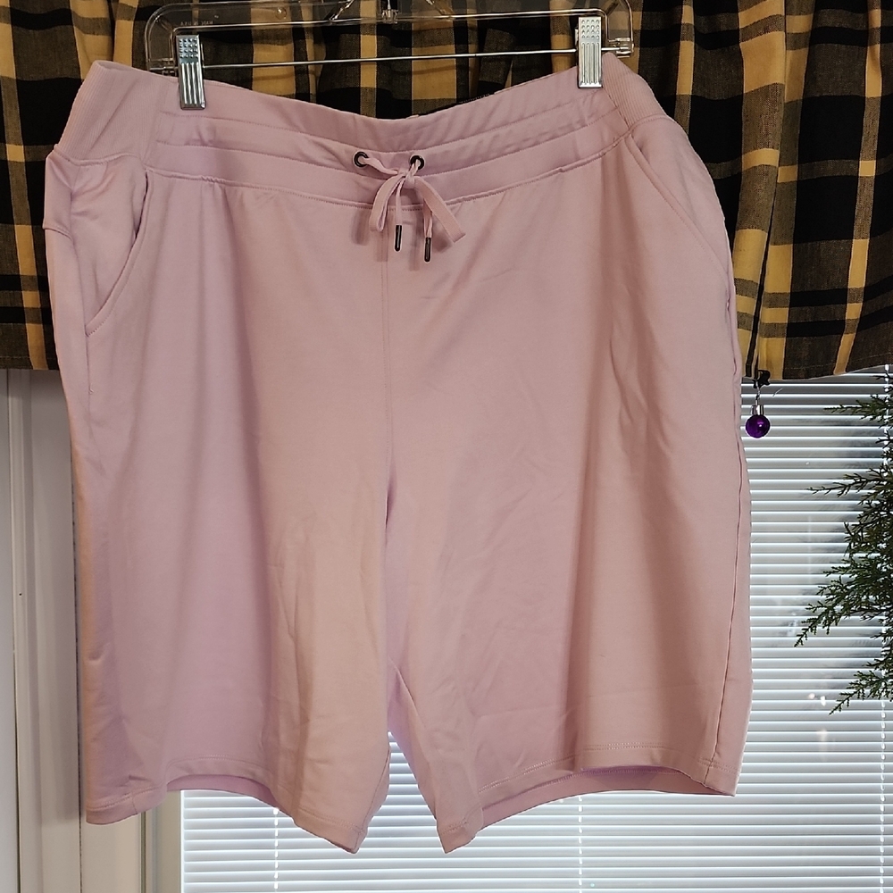 Tek Gear Womens Light Pink Shorts